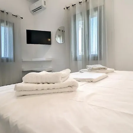 Konaki Private * Σκύρος