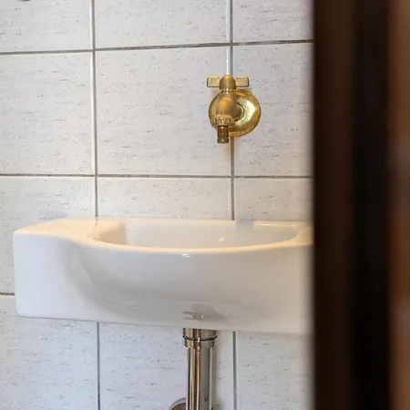 Konaki Private * Skyros